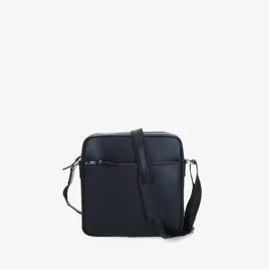 Cross-body Bags Designed to accompany your daily movement with style and functionality. Essential, light lines alternate with more structured, roomy models, crafted from quality leather and featuring meticulous attention to detail. Versatile accessories, ideal for adapting to the rhythm of the day with elegance and personality.
